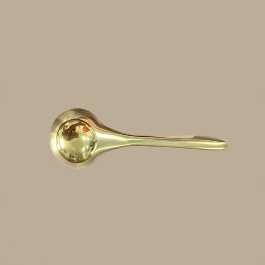 Unlacquered Brass Faucet Handles, Hot Cold Lever Set – detail view