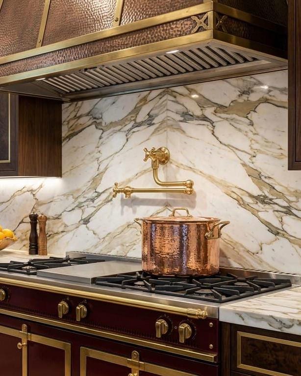 Unlacquered Brass Wall Mount Pot Filler Faucet – close-up of the finish