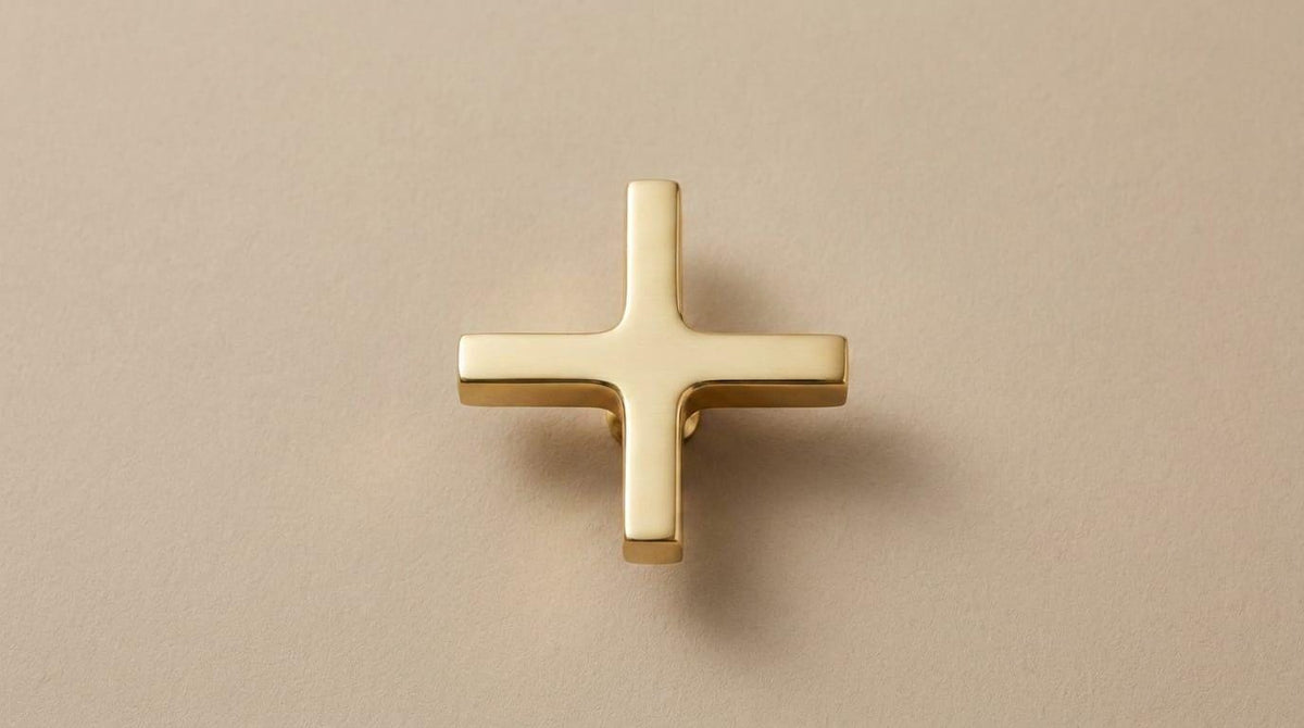 Brass Faucet Handles Set – close-up of the finish