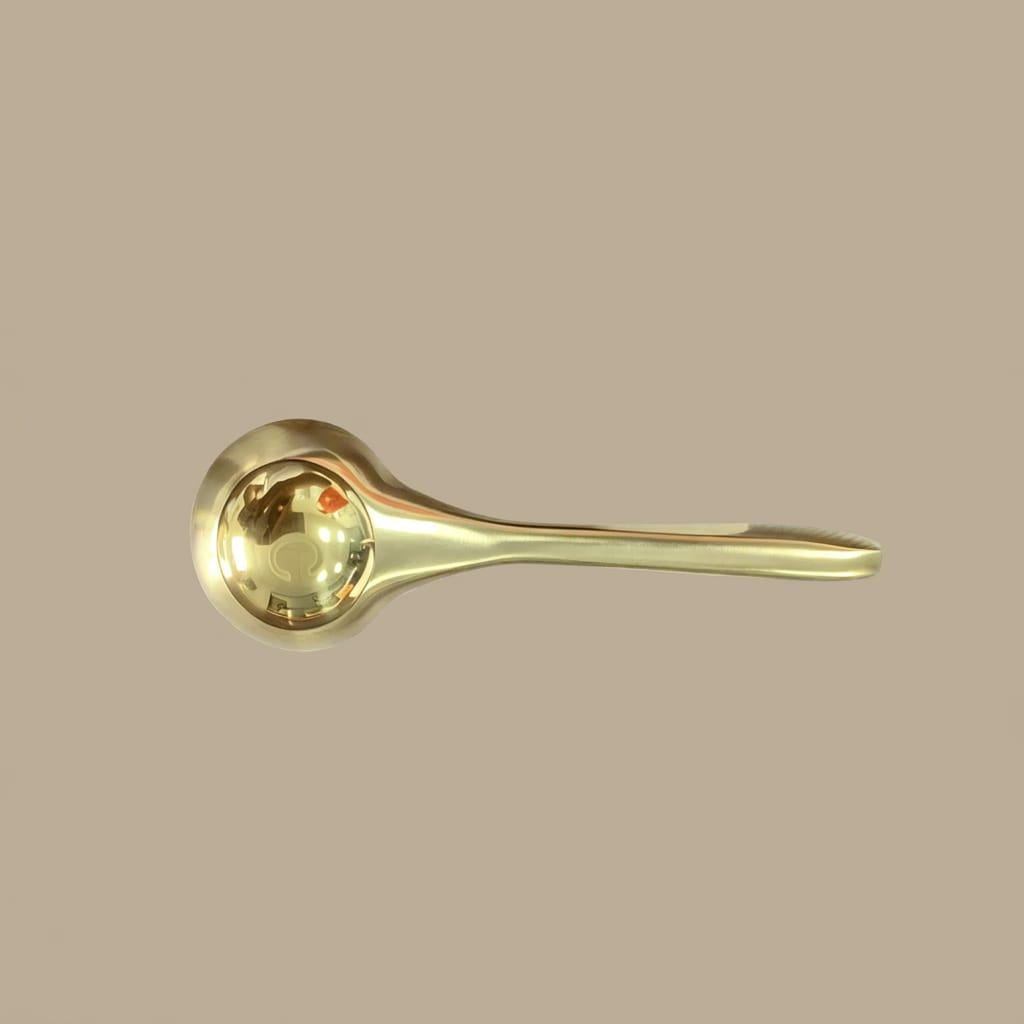 Unlacquered Brass Faucet Handles, Hot Cold Lever Set – detail view
